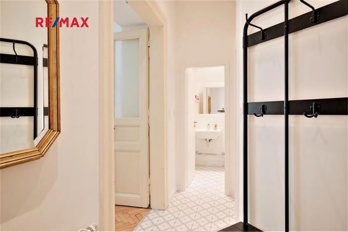 Pronájem bytu 3+kk, Praha - Karlín, Křižíkova, 75 m2