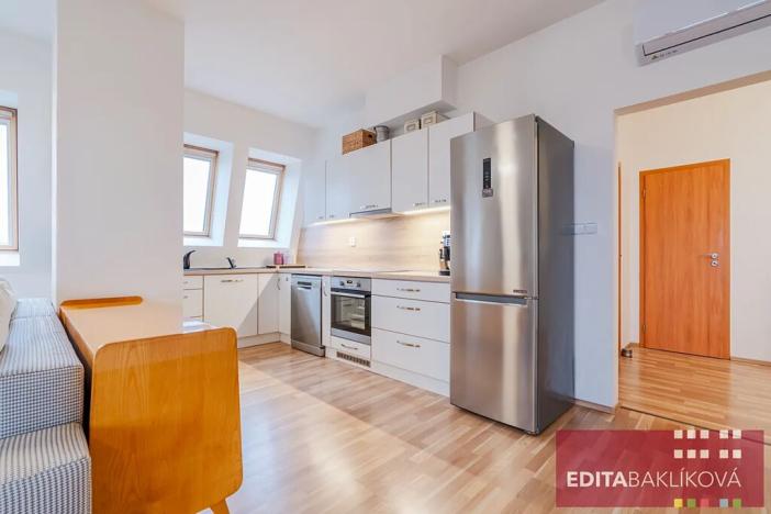 Pronájem bytu 3+kk, Olomouc, Na Tabulovém vrchu, 95 m2