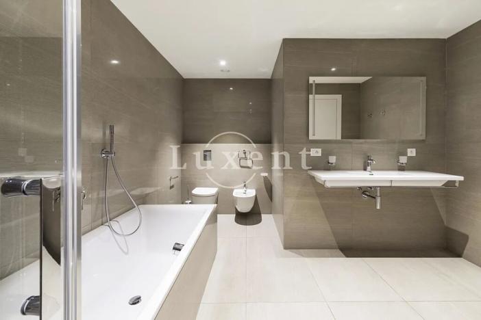 Pronájem bytu 4+kk, Praha, Holečkova, 212 m2