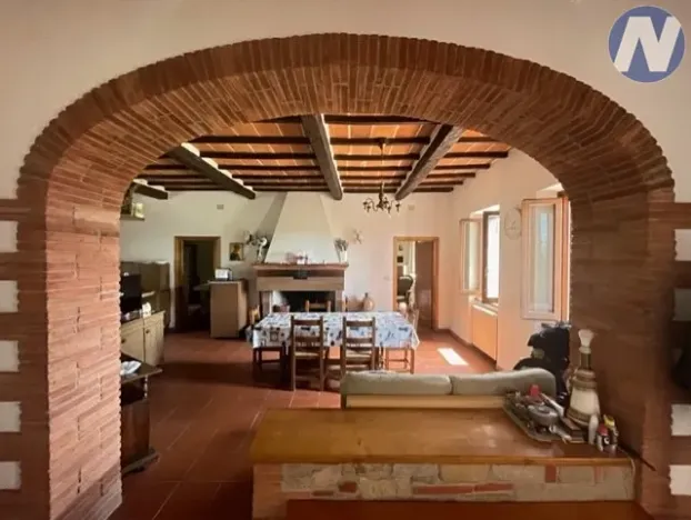 Prodej zemědělské usedlosti, Arezzo, Itálie, 300 m2