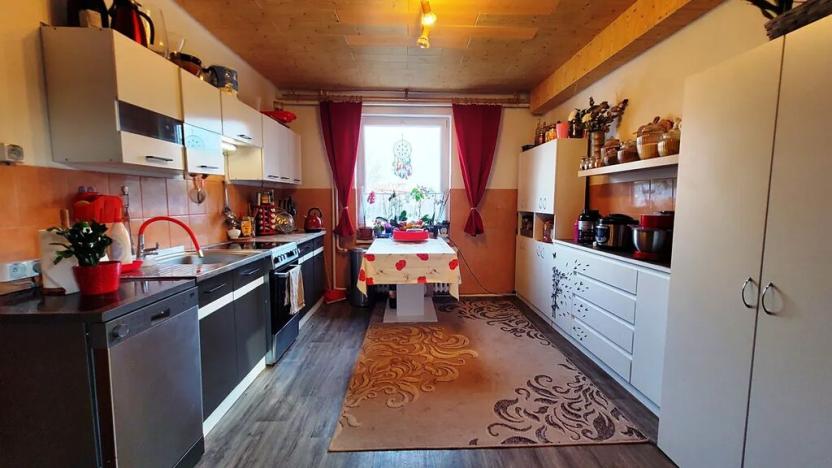 Prodej rodinného domu, Lubenec, 260 m2