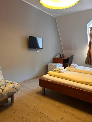 Pronájem pokoje, Kolín, Na Hradbách, 28 m2