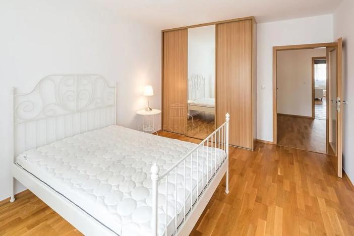 Pronájem bytu 3+kk, Praha - Smíchov, U Nikolajky, 120 m2