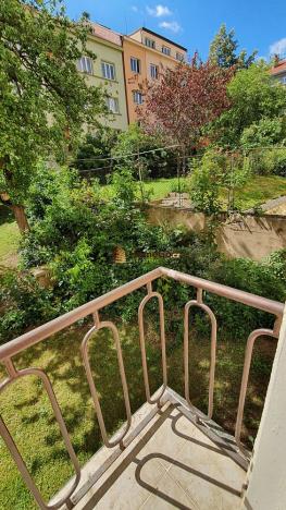 Pronájem bytu 1+kk, Praha - Nusle, Na Veselí, 40 m2