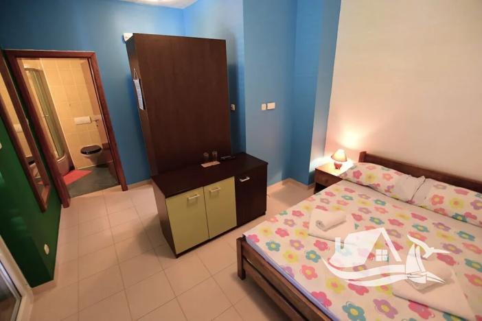 Prodej vícegeneračního domu, Vodice, Chorvatsko, 1230 m2