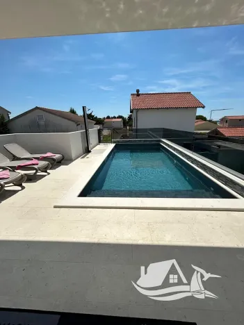 Prodej vily, Vrsi, Chorvatsko, 210 m2