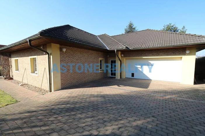 Pronájem rodinného domu, Praha - Koloděje, Kvasinská, 200 m2