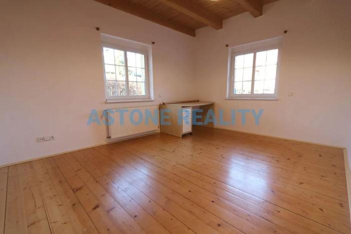 Pronájem rodinného domu, Praha - Koloděje, Kvasinská, 200 m2