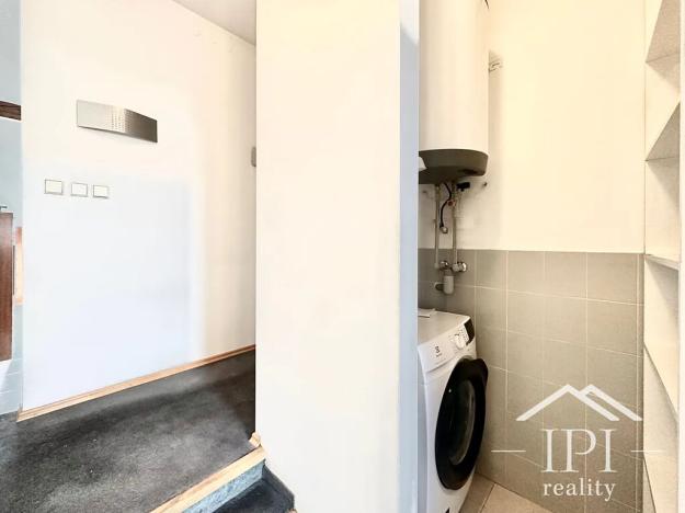 Pronájem bytu 4+kk, Praha - Holešovice, Dukelských hrdinů, 176 m2