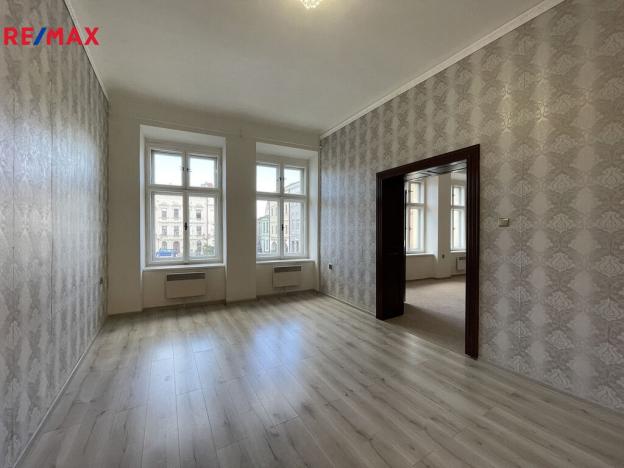 Pronájem bytu 2+1, Frýdek-Místek - Místek, náměstí Svobody, 87 m2