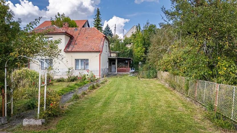 Prodej rodinného domu, Uhersko, 140 m2