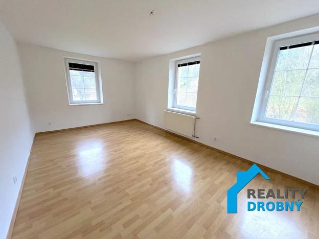 Pronájem bytu 2+1, Děčín, Družstevní, 80 m2