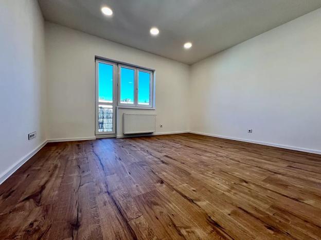 Prodej bytu 2+kk, Praha, Průběžná, 49 m2