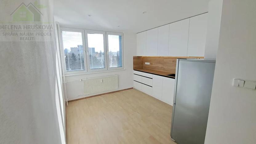 Pronájem bytu 1+1, Ostrava, Varenská, 35 m2