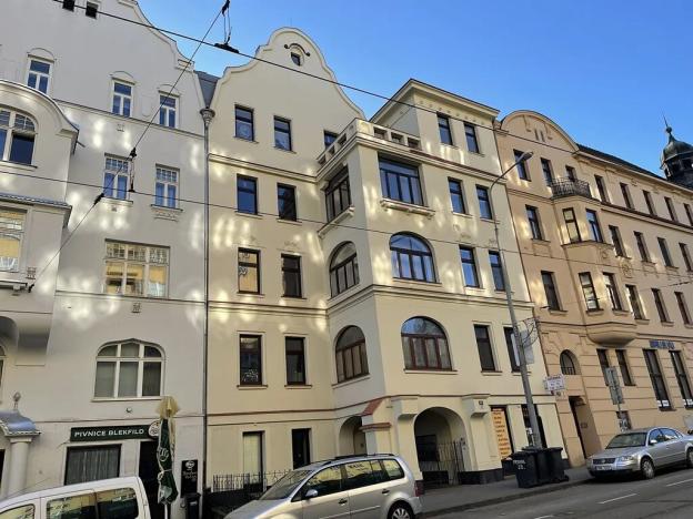 Prodej obchodního prostoru, Brno, Merhautova, 85 m2