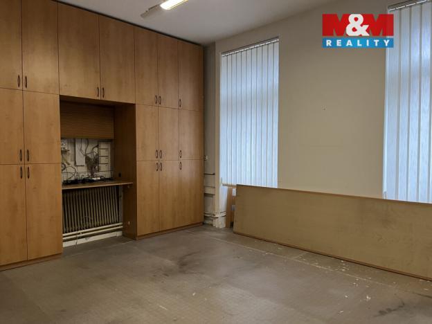 Pronájem skladu, Pardubice - Zelené Předměstí, Jana Palacha, 200 m2