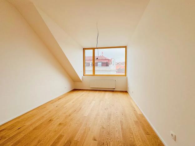 Prodej bytu 6+kk a větší, Praha, 177 m2