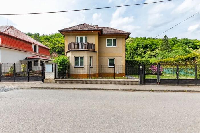 Prodej rodinného domu, Měchenice, M. J. Hurta, 230 m2