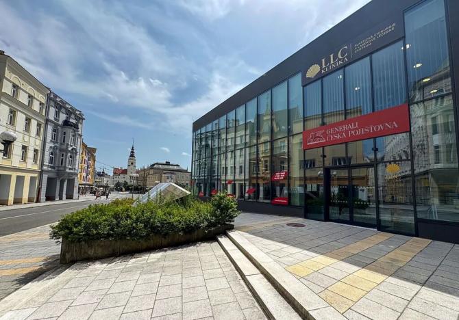 Pronájem kanceláře, Opava, náměstí Republiky, 69 m2