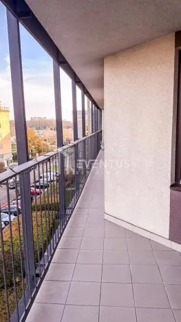 Pronájem bytu 3+kk, Praha - Žižkov, Ke kapslovně, 88 m2