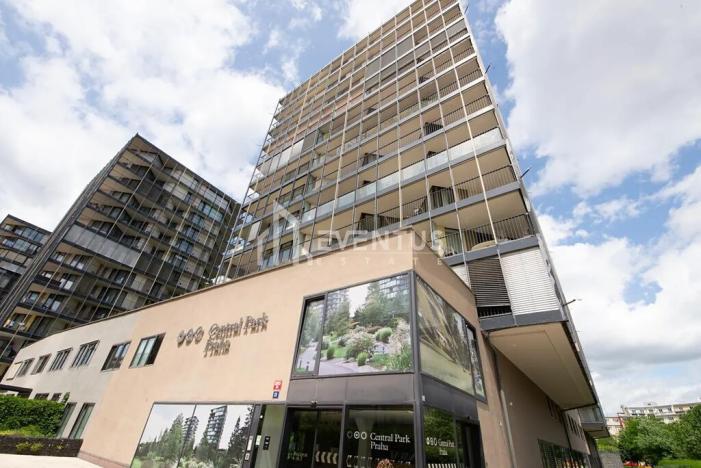 Pronájem bytu 3+kk, Praha - Žižkov, Ke kapslovně, 88 m2