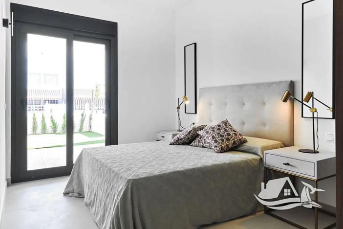 Prodej rodinného domu, Torrevieja, Španělsko, 77 m2