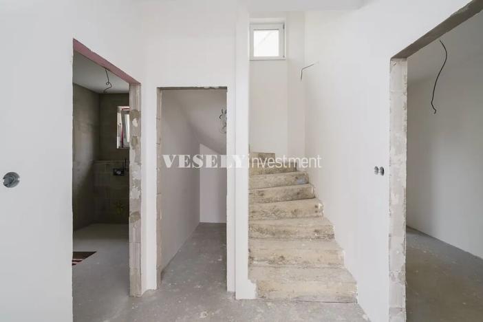 Prodej rodinného domu, Hvozdnice, 144 m2