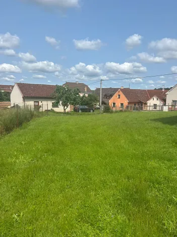 Prodej pozemku pro bydlení, Milínov, 839 m2