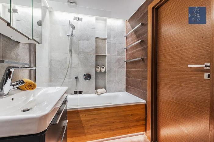 Prodej bytu 3+1, Praha - Újezd nad Lesy, Žárovická, 68 m2