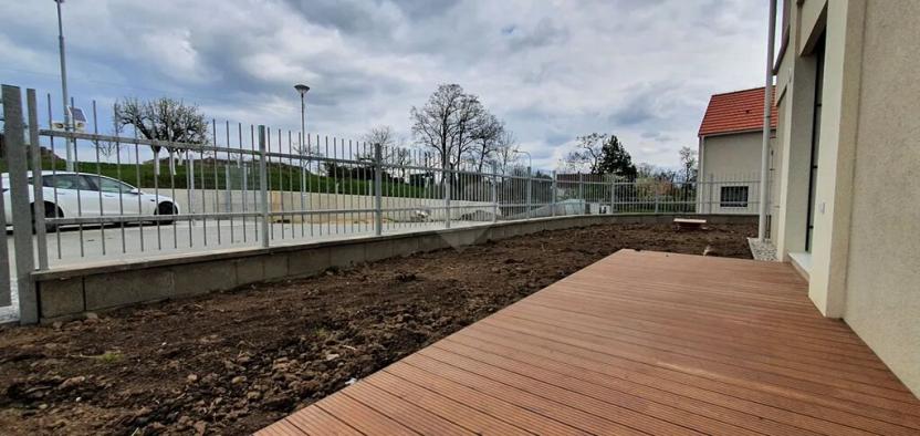 Pronájem bytu 2+kk, Praha - Královice, Ke Tvrzi, 120 m2