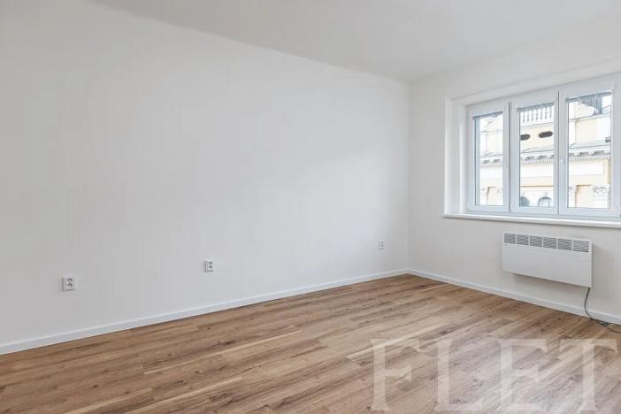 Pronájem bytu 2+kk, Praha - Libeň, Novákových, 40 m2