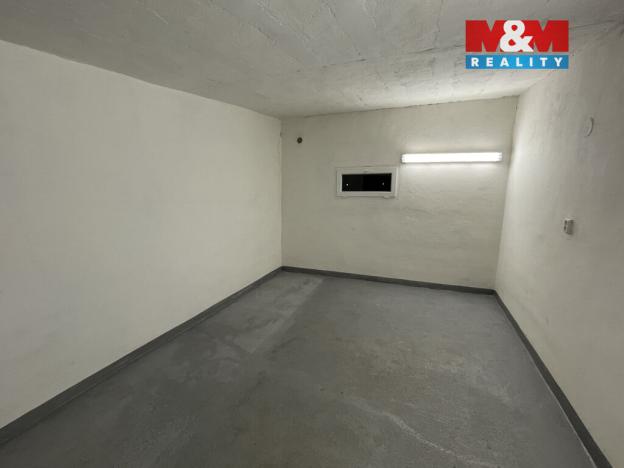 Pronájem garáže, Karviná, Ve Svahu, 20 m2