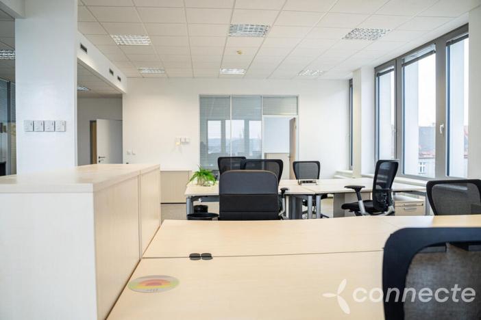 Pronájem kanceláře, Praha - Karlín, Rohanské nábřeží, 159 m2