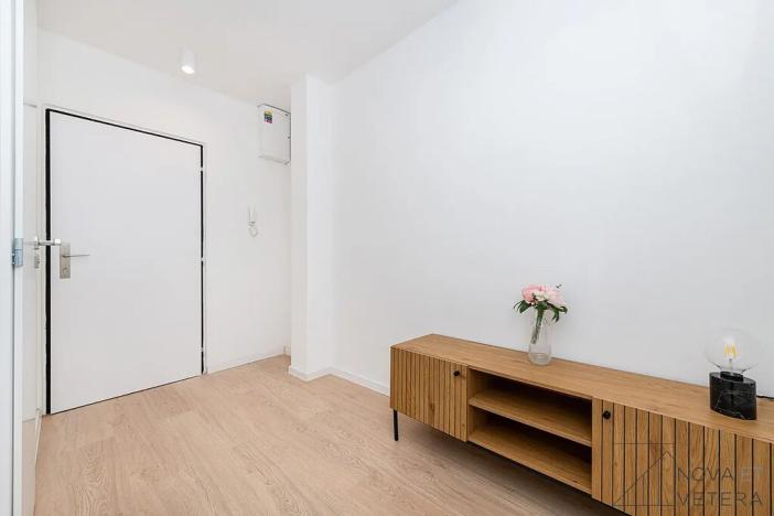 Prodej bytu 2+kk, Praha - Kobylisy, Třeboradická, 48 m2