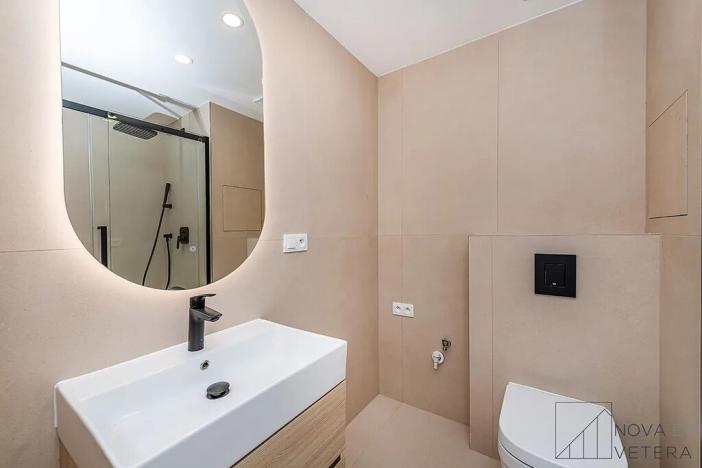 Prodej bytu 2+kk, Praha - Kobylisy, Třeboradická, 48 m2