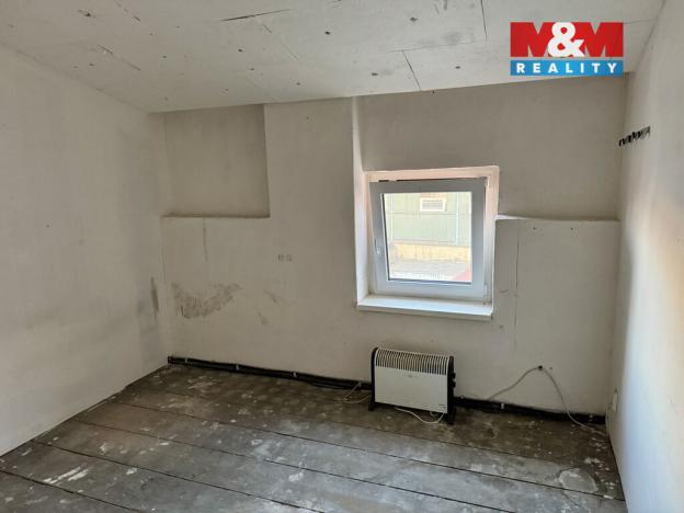 Pronájem skladu, Hostomice, Tyršovo náměstí, 220 m2