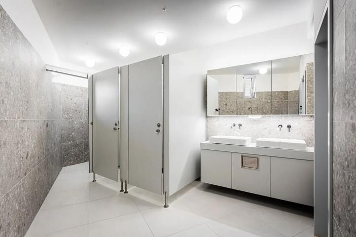 Pronájem kanceláře, Praha - Strašnice, Třebohostická, 628 m2