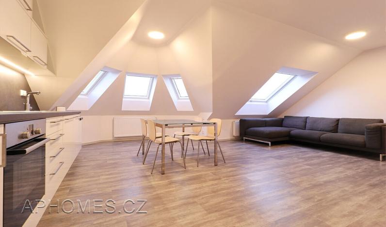 Pronájem bytu 3+kk, Praha - Libeň, Sokolovská, 61 m2