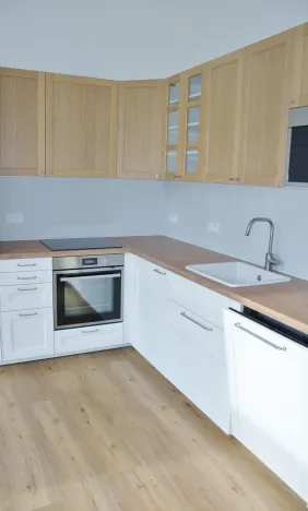 Pronájem bytu 4+kk, Praha, Jaurisova, 98 m2