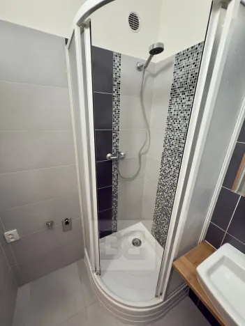 Pronájem bytu 2+1, Kladno, Zd. Petříka, 51 m2