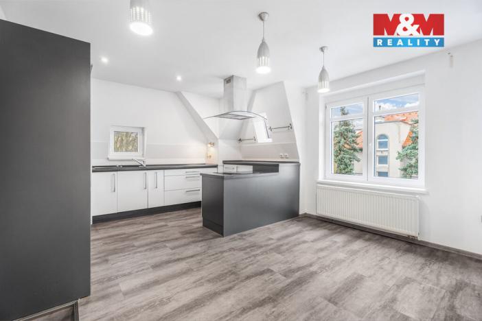 Prodej bytu 3+kk, Teplice, Škroupova, 72 m2