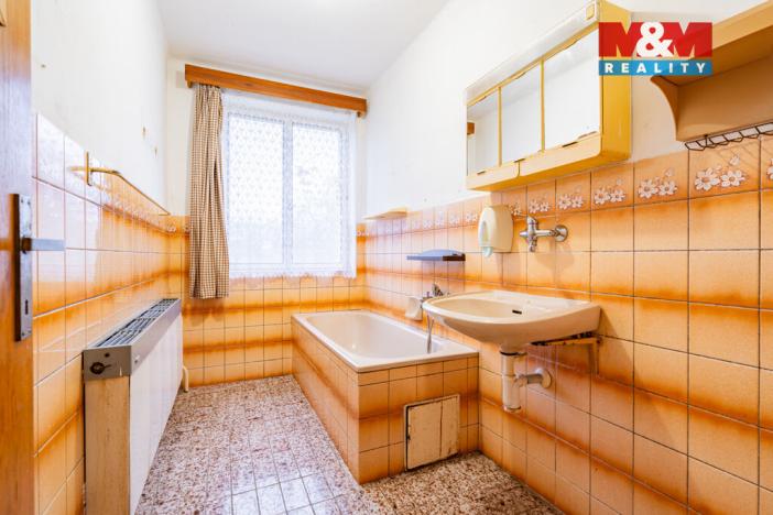 Prodej rodinného domu, Chlum, 220 m2