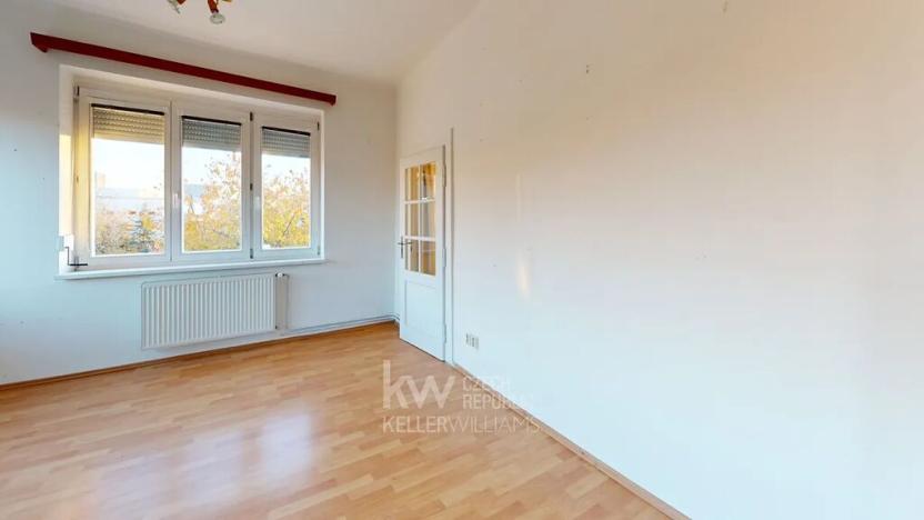 Pronájem bytu 2+1, Praha - Modřany, Do čtvrti, 55 m2