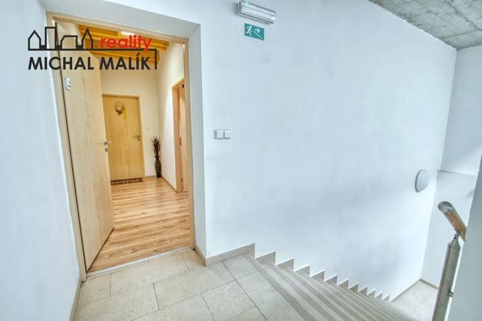 Pronájem bytu 1+kk, Hranice, Jiráskova, 20 m2