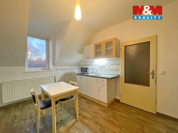 Prodej bytu 3+1, Nové Město pod Smrkem, Celní, 90 m2