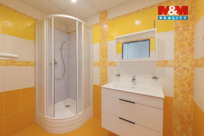 Prodej bytu 3+1, Bukovany, 64 m2