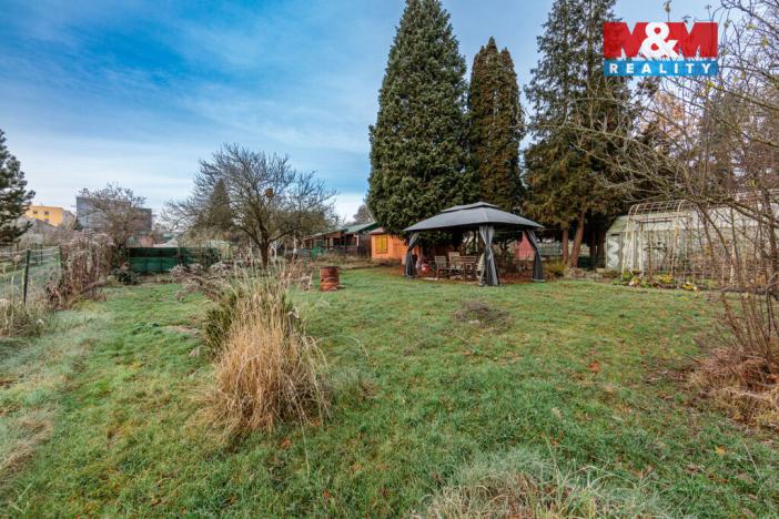 Prodej zahrady, Dalovice, 424 m2