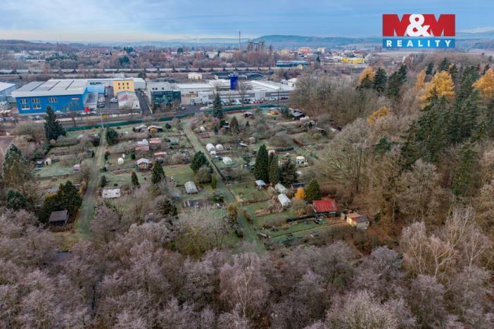 Prodej zahrady, Dalovice, 424 m2