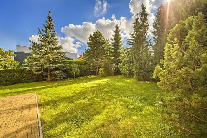 Pronájem vily, Praha - Břevnov, 316 m2