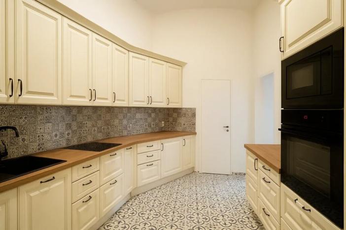 Pronájem bytu 3+1, Praha - Vinohrady, 117 m2